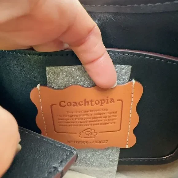 Coach Black and Red Shoulder Bag - Picture 9 of 11